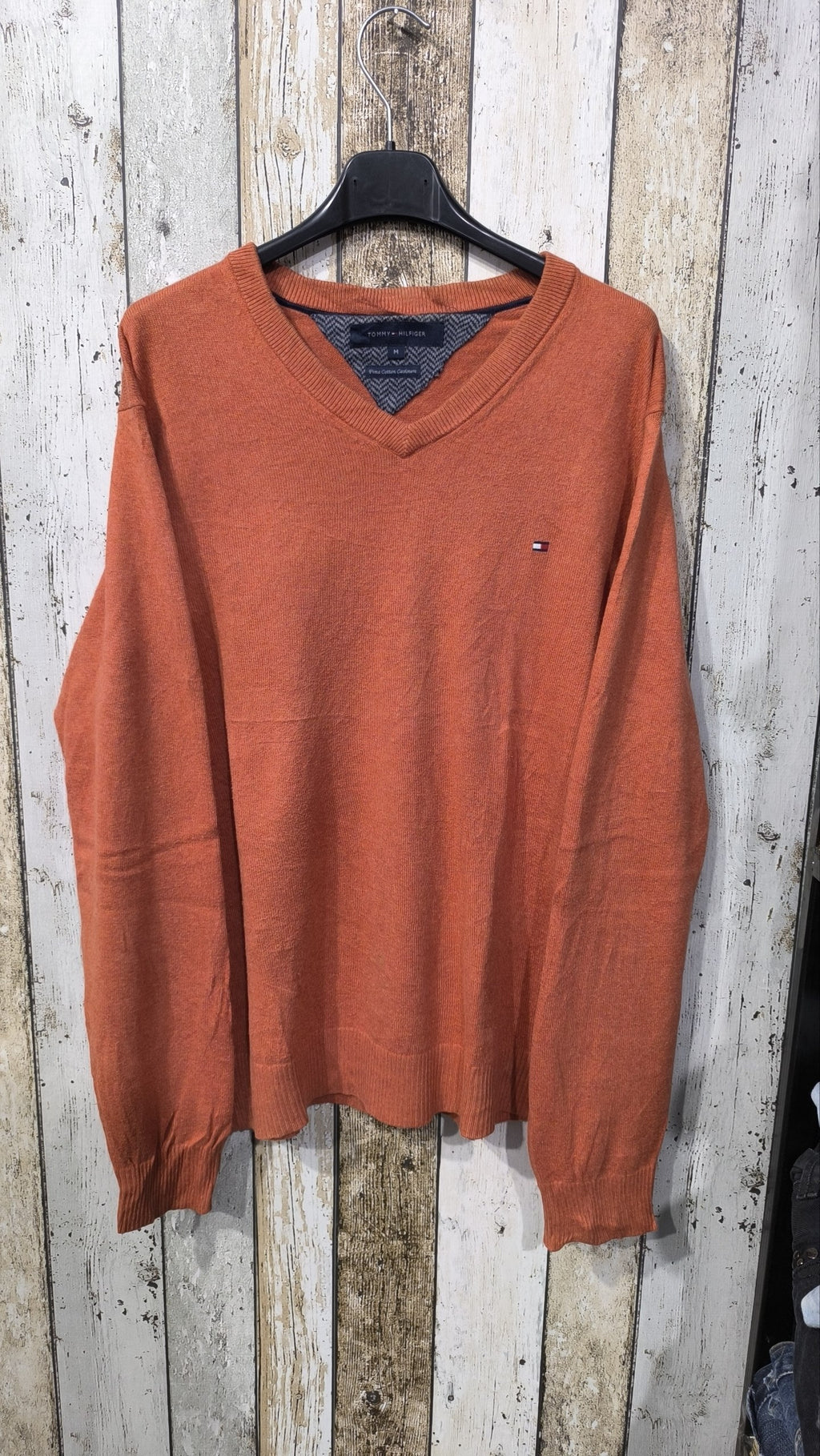 Maglione Tommy Hilfiger scollo a V arancione ruggine Vintage Y2K (M) — foto 3