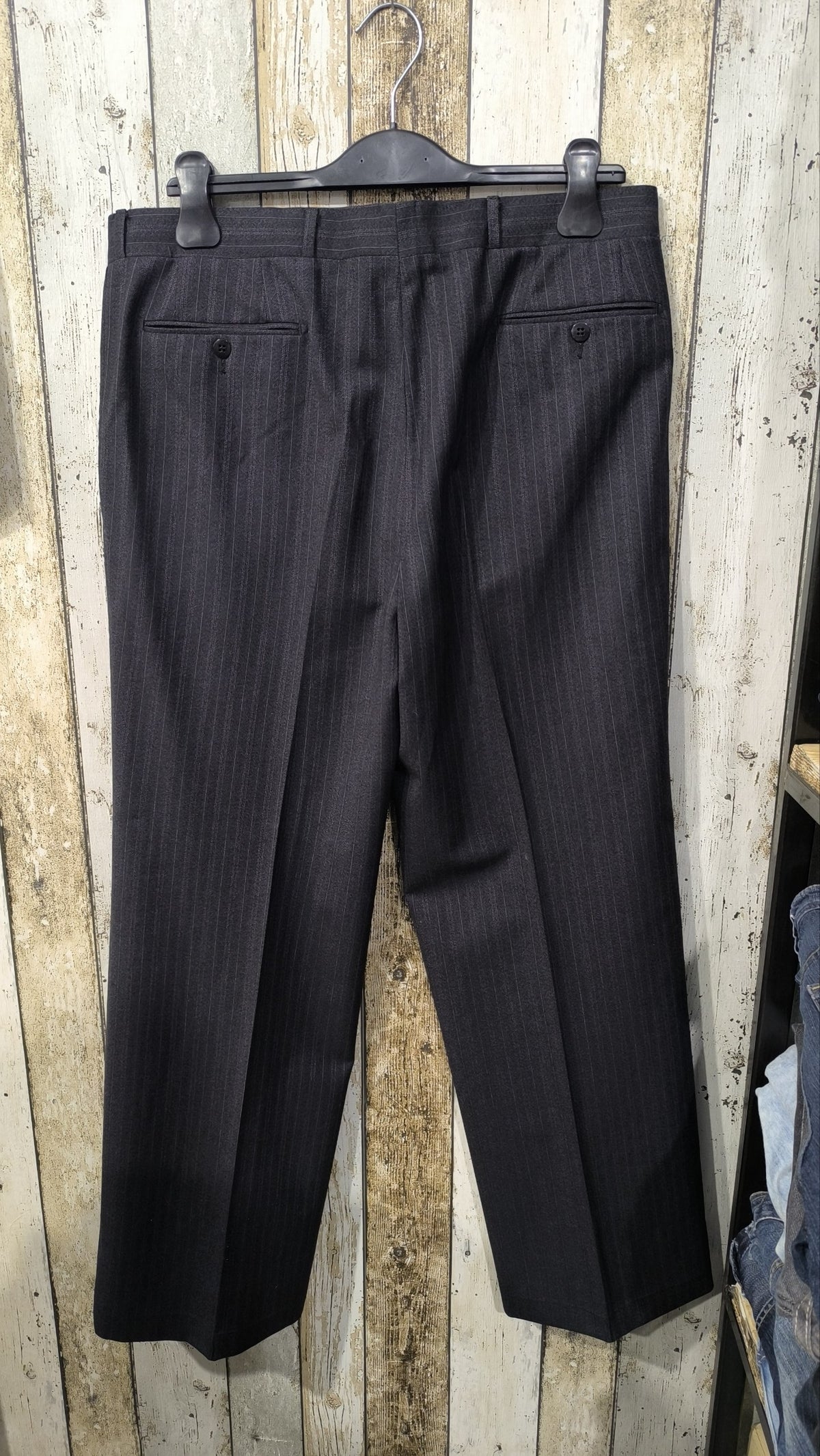 Completo uomo Yves Saint Laurent doppiopetto gessato grigio antracite Vintage Y2K (52) — foto 7