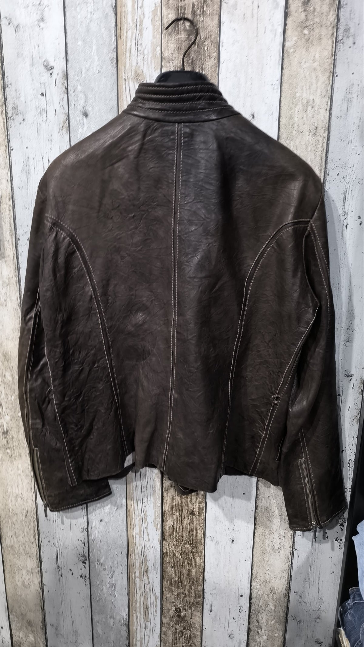 Giacca in similpelle The Sign of Quality marrone scuro, zip e collo alto Vintage Y2K (58) — foto 6