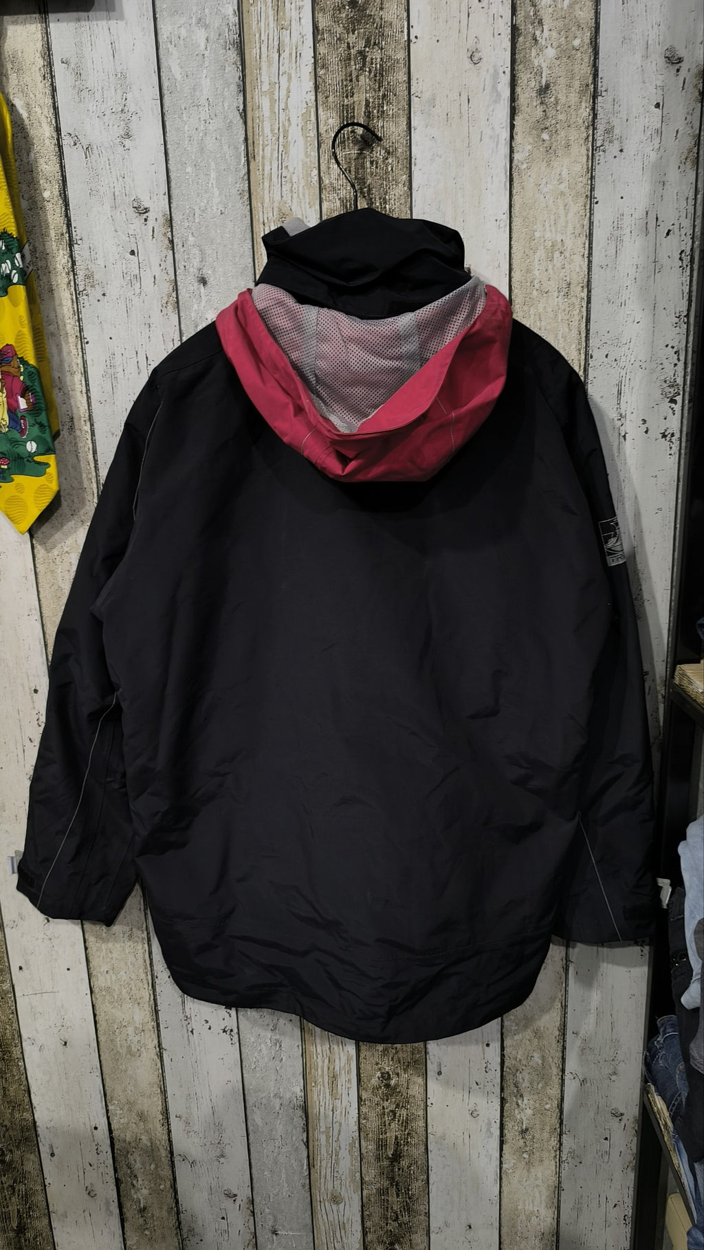 Giacca con cappuccio Tribord nera dettagli rosa e grigi Vintage Y2K — foto 6