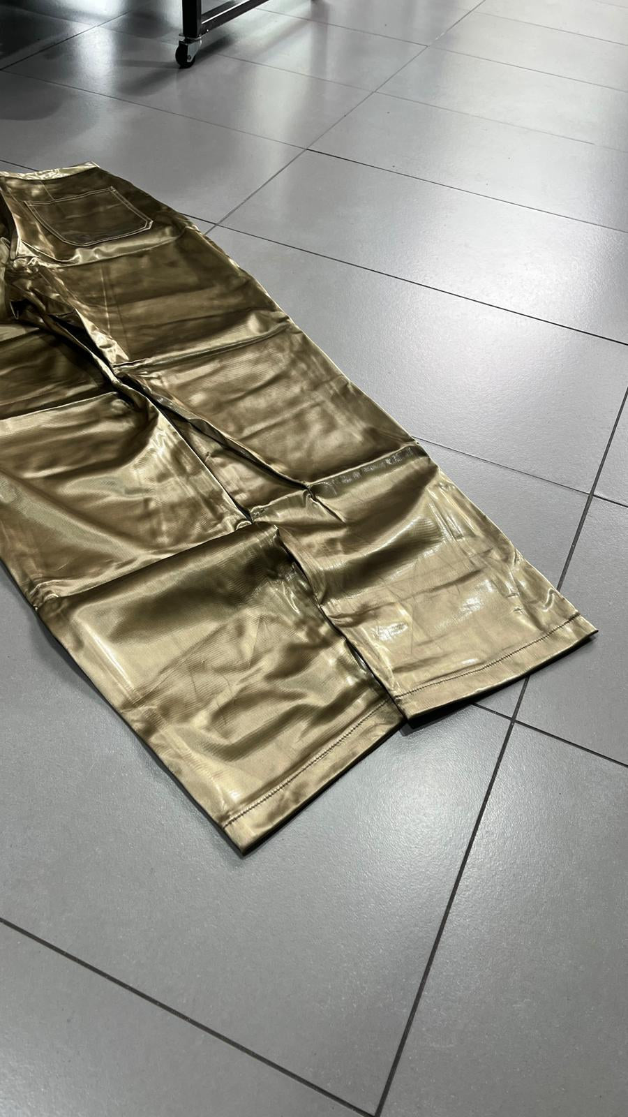 Pantaloni Gamba Dritta Effetto Metallizzato Oro Champagne Vintage Y2K (XS) — foto 5