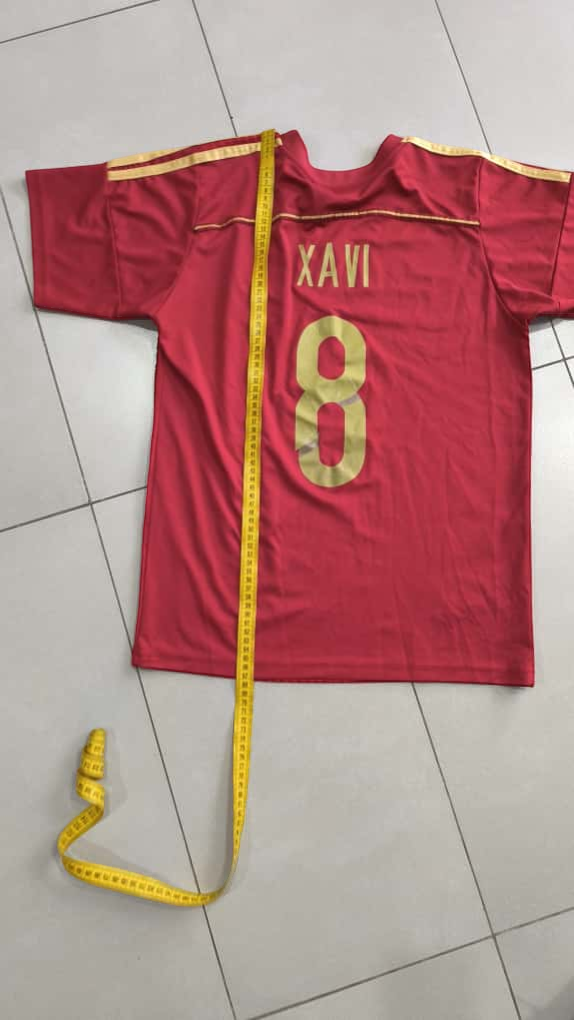 T-Shirt Spain Adidas "Xavi 8" Football Vintage Y2K 90s 2000s American Style (S)