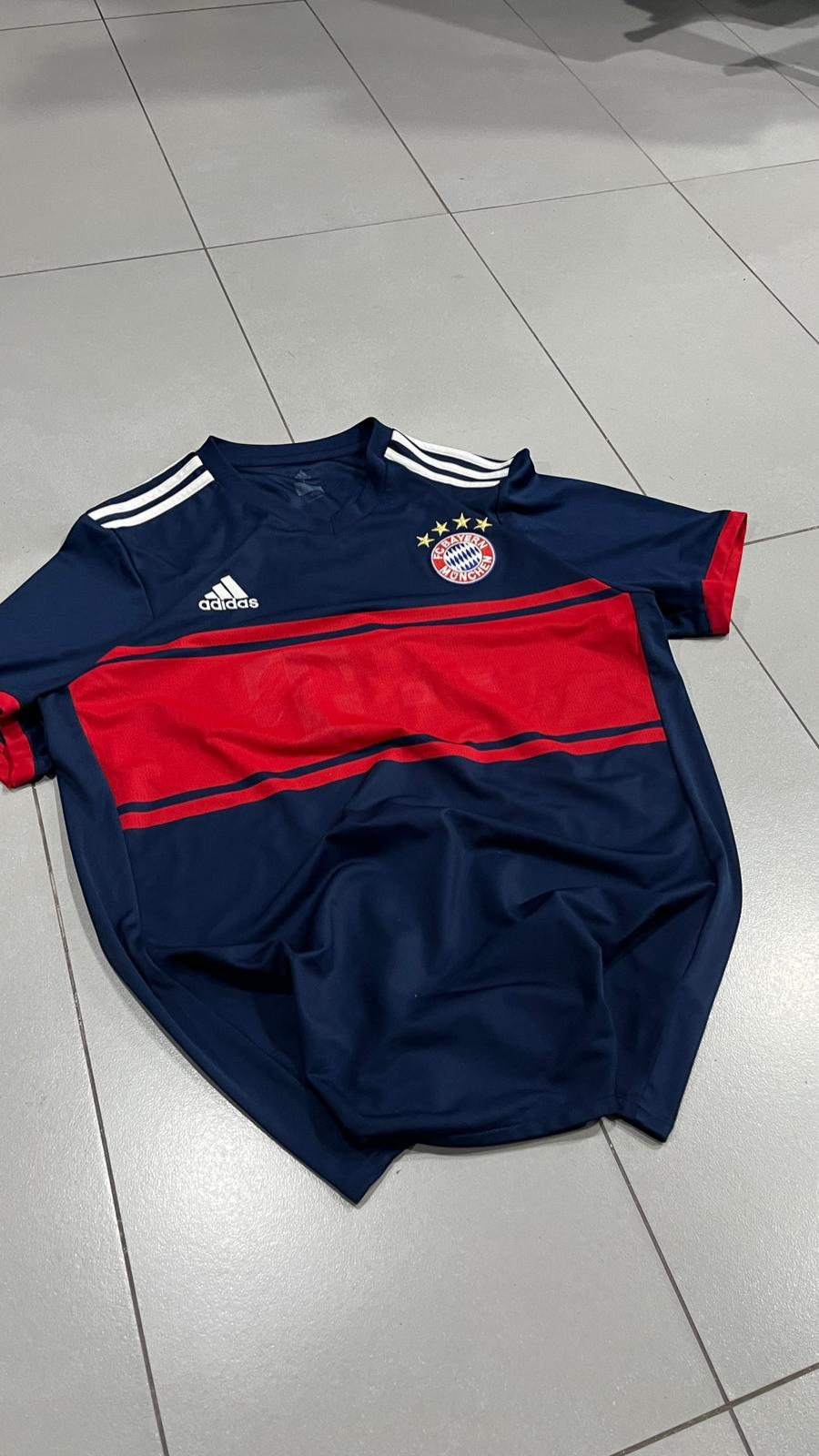 T-Shirt Adidas Bayern Monaco Football Vintage Y2K 90s 2000s American Style (L)