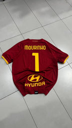 T-Shirt New Balance x AS Roma "Mourinho 1" Football Vintage Y2K 90s 2000s American Style (M)