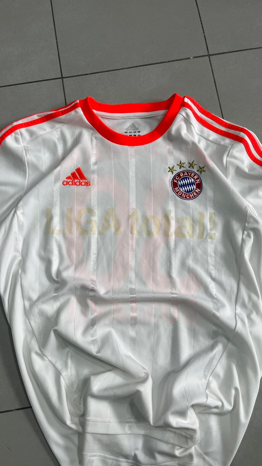 T-Shirt Adidas Bayern Monaco "Gustavo 30" Football Vintage Y2K 90s 2000s American Style (L)