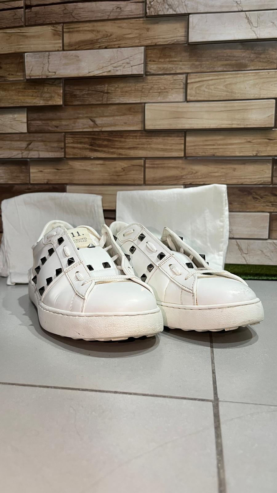 Valentino Sneakers Rockstud Untitled  (42)