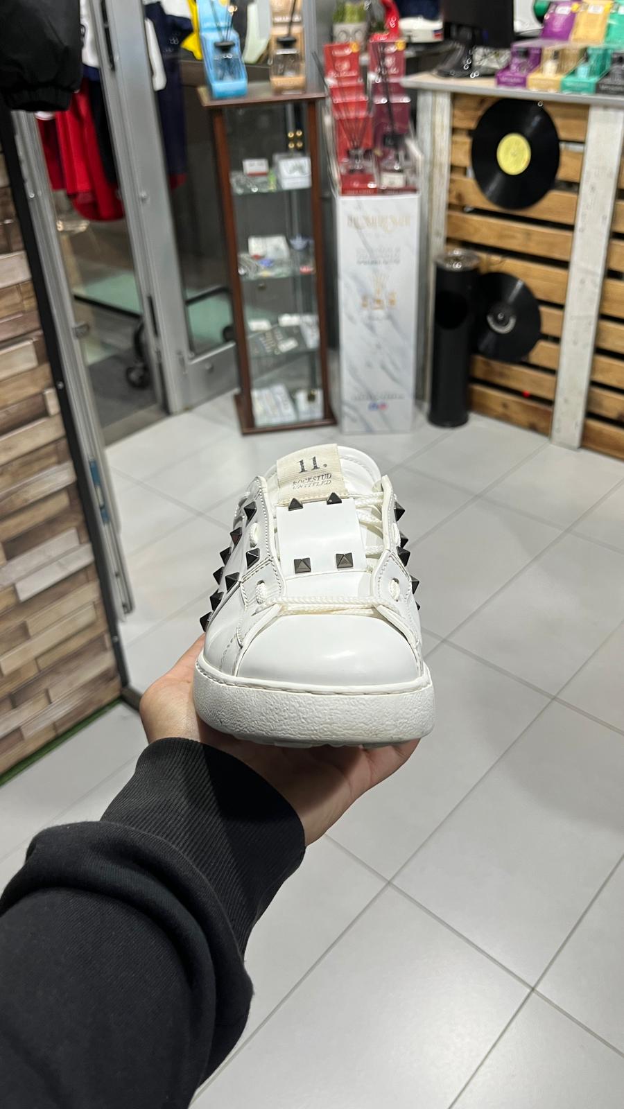 Valentino Sneakers Rockstud Untitled  (42)