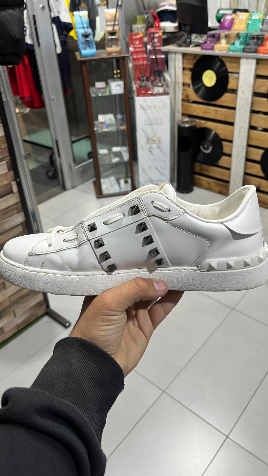 Valentino Sneakers Rockstud Untitled  (42)