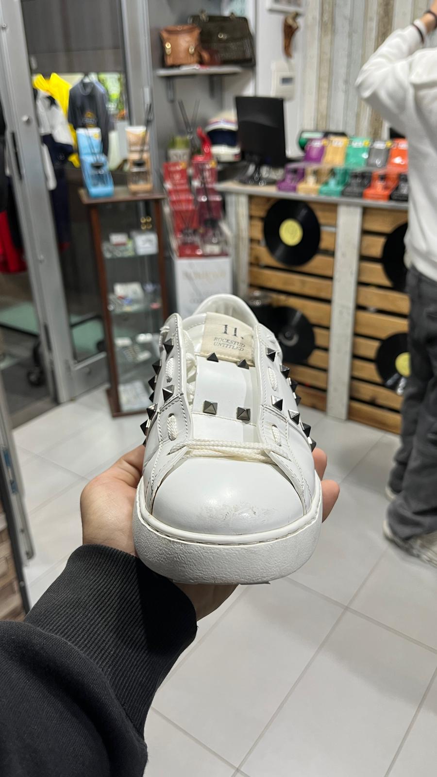 Valentino Sneakers Rockstud Untitled  (42)