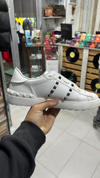 Valentino Sneakers Rockstud Untitled  (42)