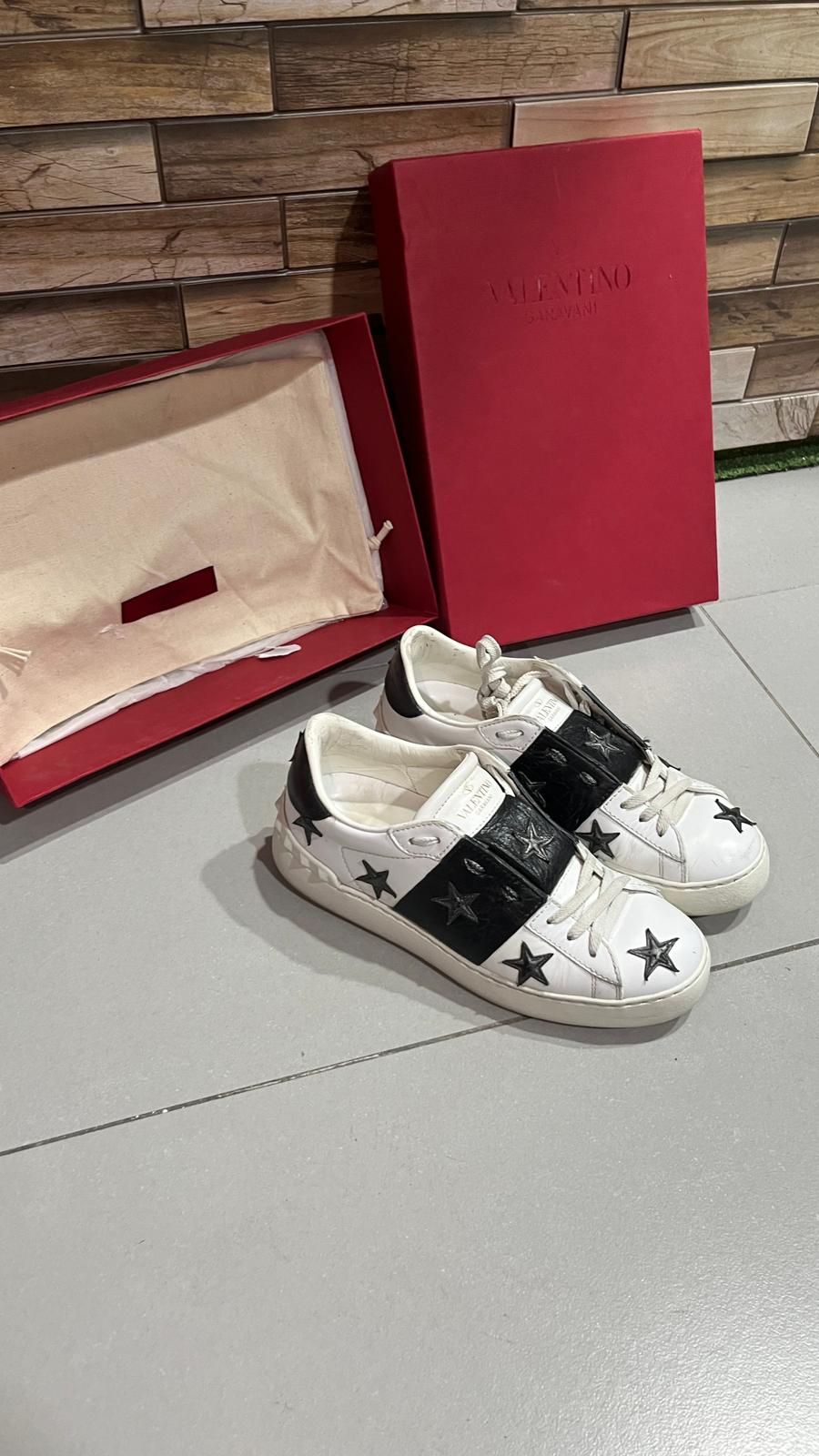 Sneakers Valentino Garavani  (36,5)