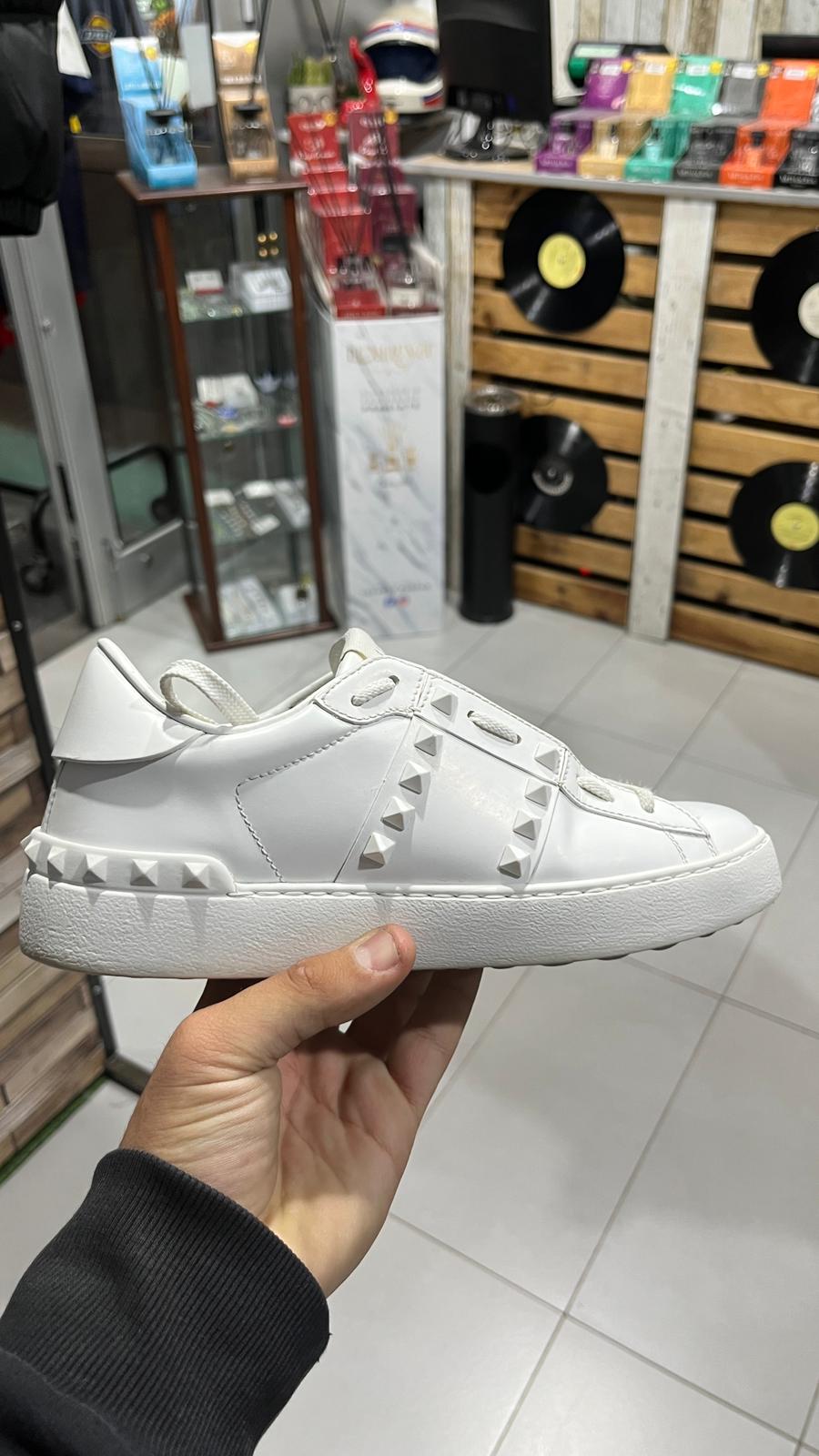 Sneakers Valentino Garavani Rockstud  (37.5)