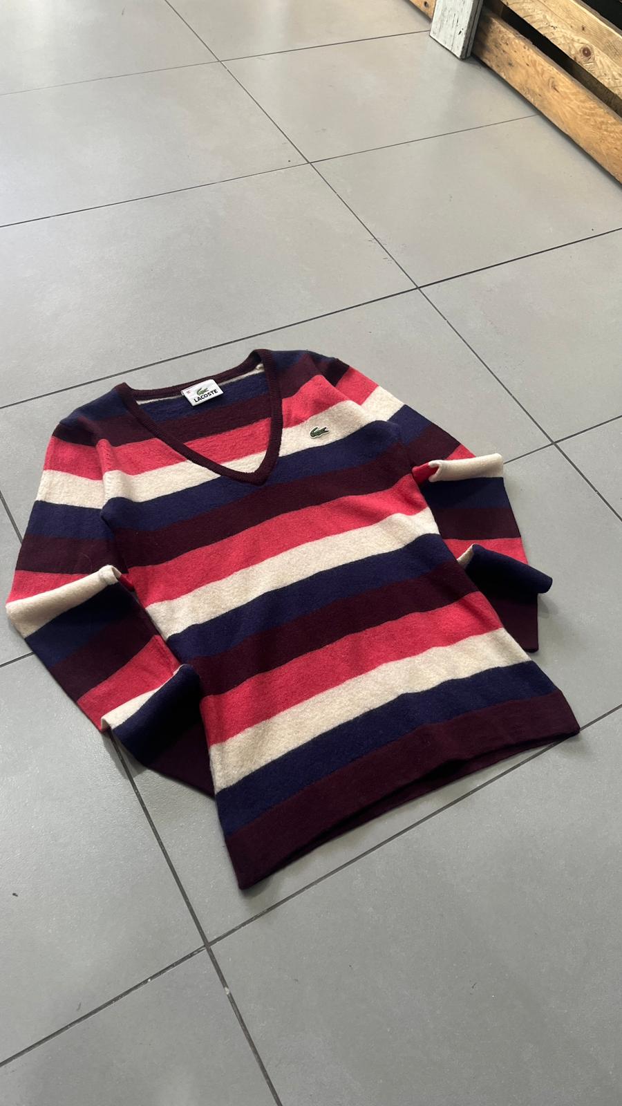 Maglioncino a righe scollo a V Lacoste  (XS)