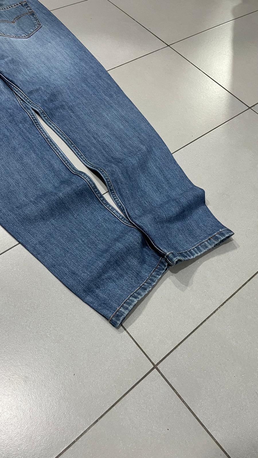 Jeans Levis 501 Slim Fit Vita Alta  (M)