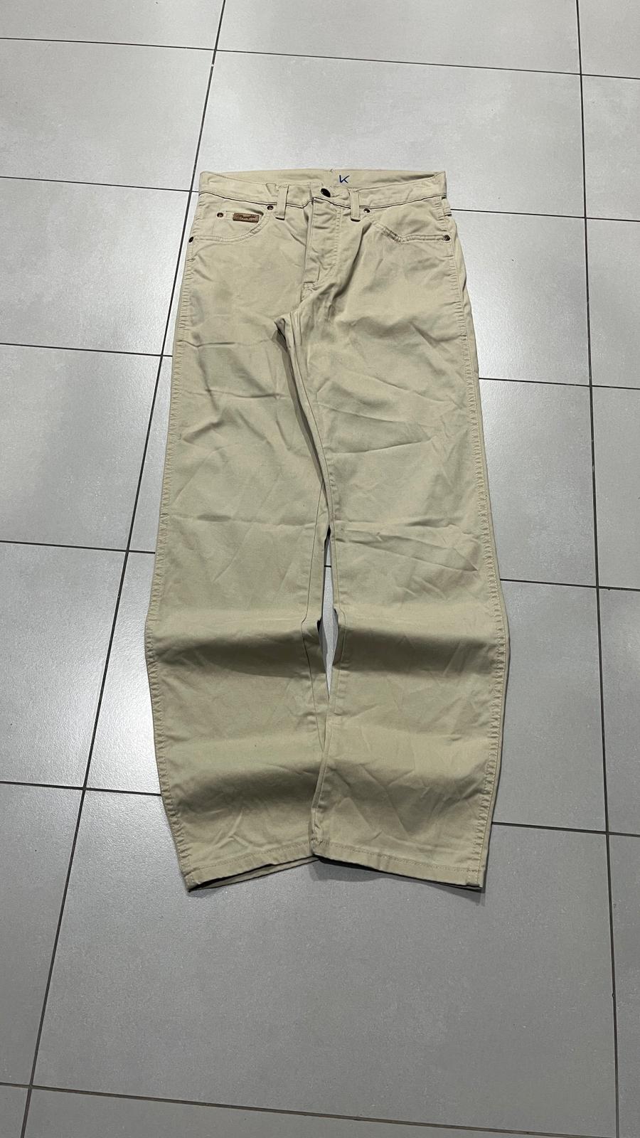 Denim Wrangler Straight Fit Beige  (M)