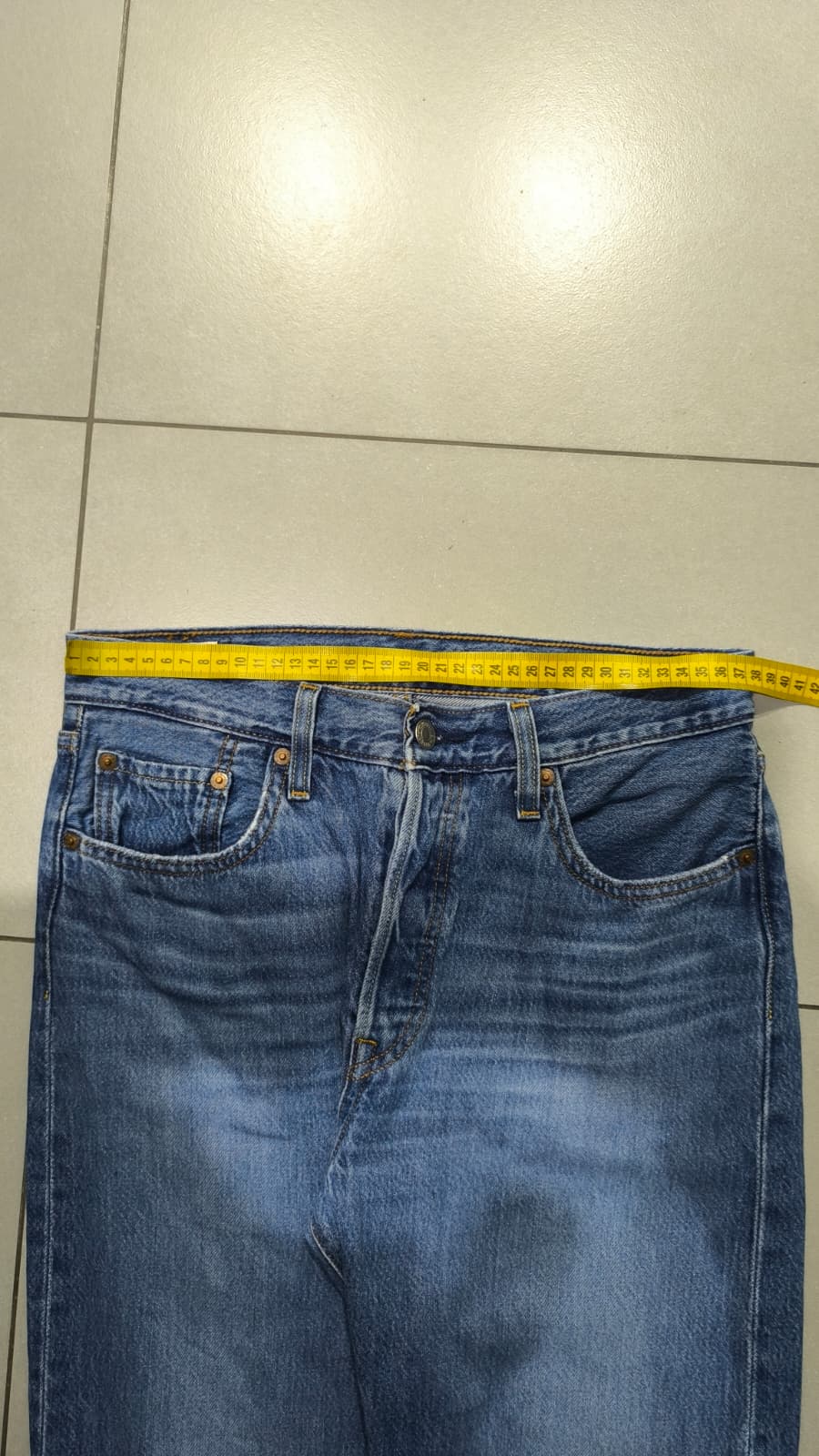 Denim Levis 501 Sfrangiato Straight Fit  (S)