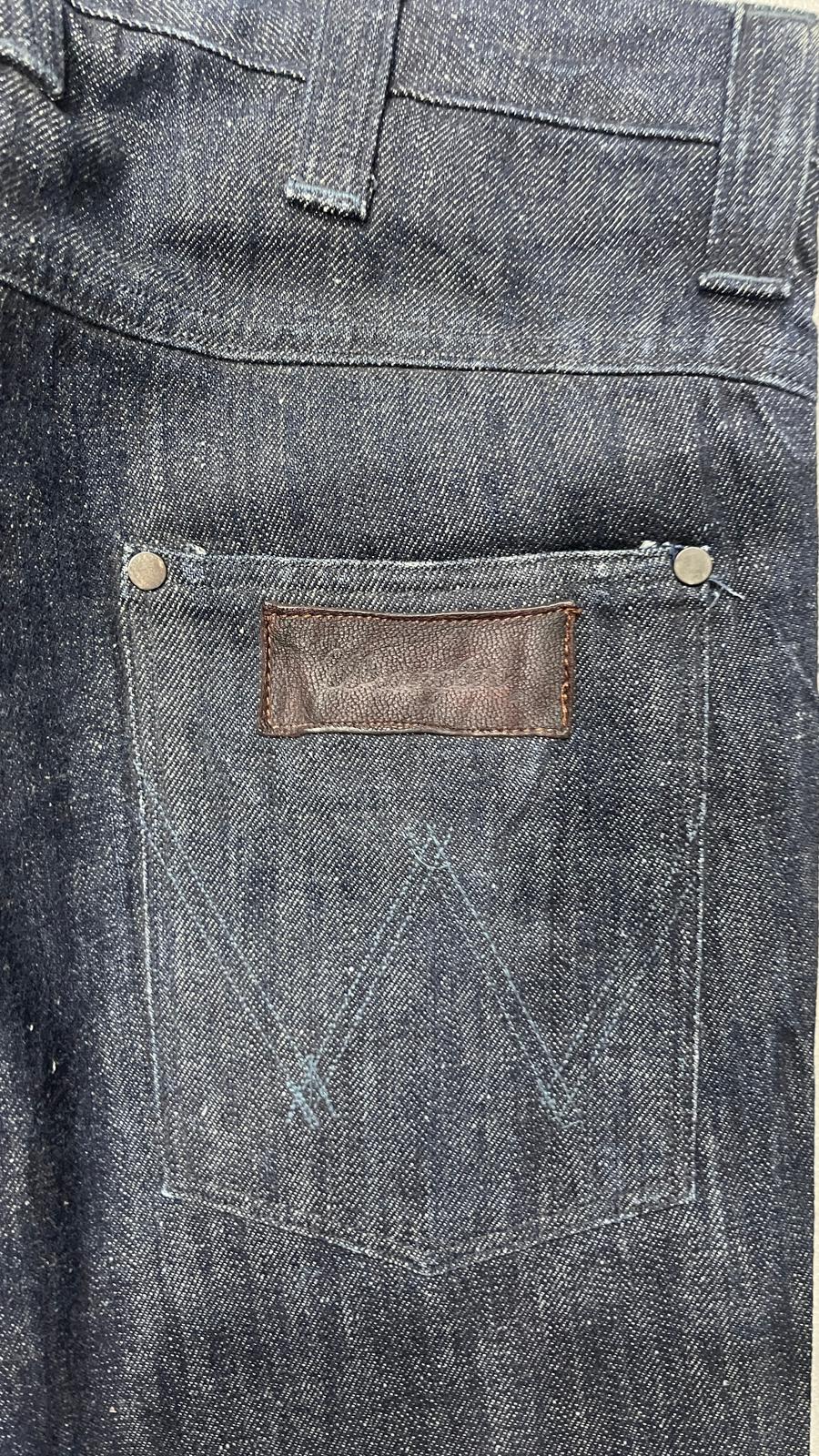 Raw Denim Wrangler Straight Fit NEW (S)