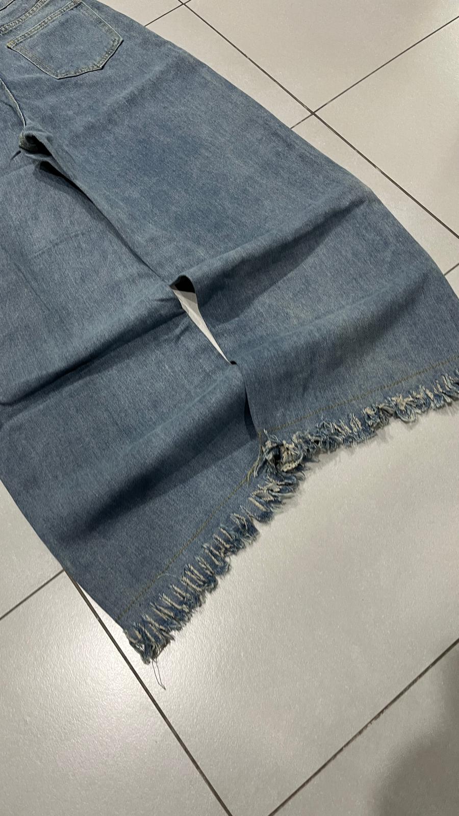 Denim Jeans Flare Sfrangiato Baggy Fit (XS)
