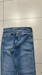 Denim Jeans Levis Straight Fit (M)