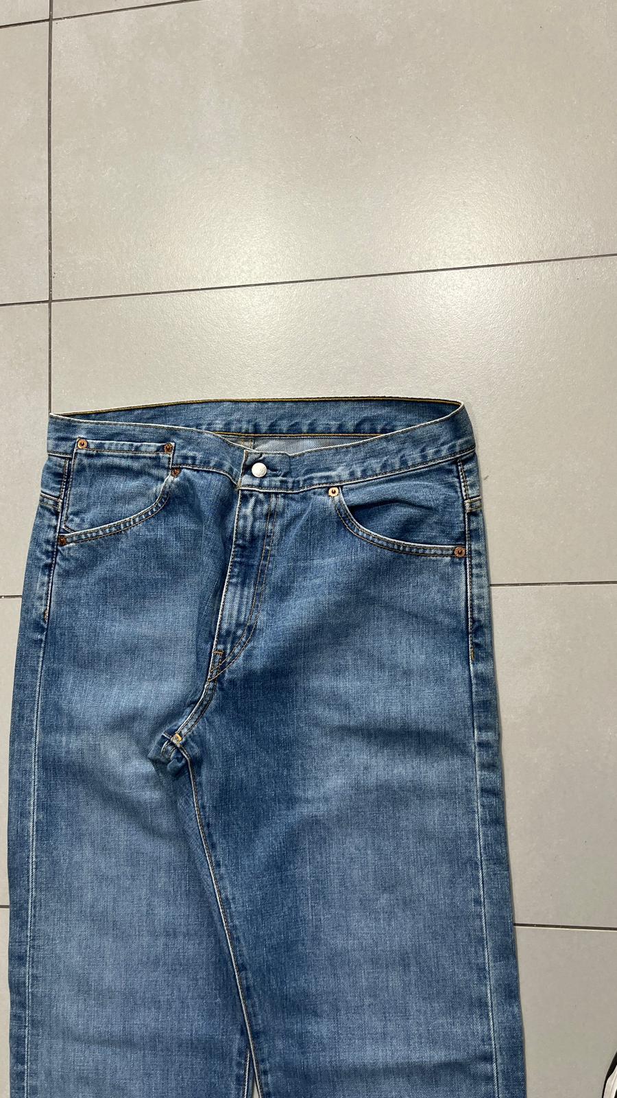 Denim Jeans Levis Straight Fit (M)