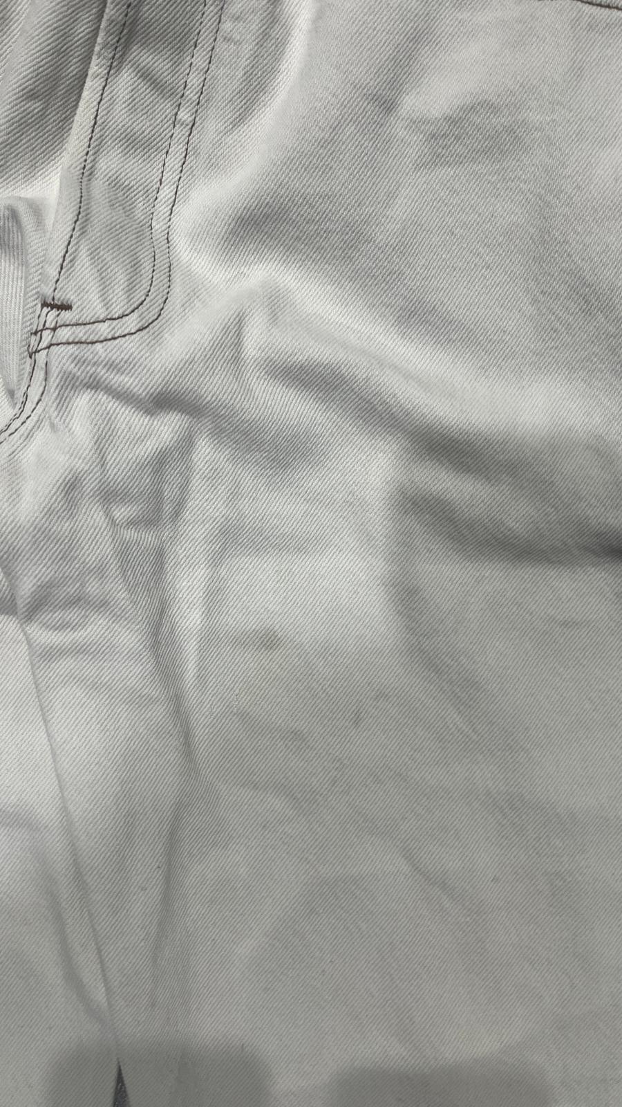 Denim Levis 501 Sfrangiato Straight Fit White (M)