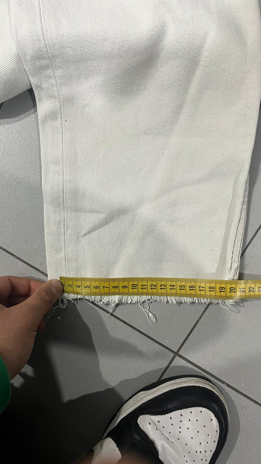 Denim Levis 501 Sfrangiato Straight Fit White (M)