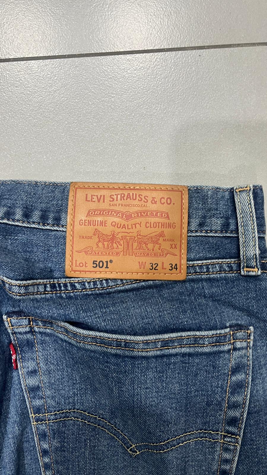 Denim Levis 501 W32 L34 Straight Fit Light Blue (M)