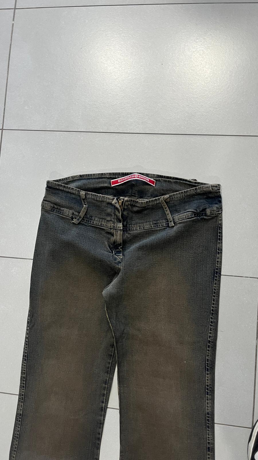 Denim Jeans Stone Wash BootCut Flare Fit Low Waist (S)