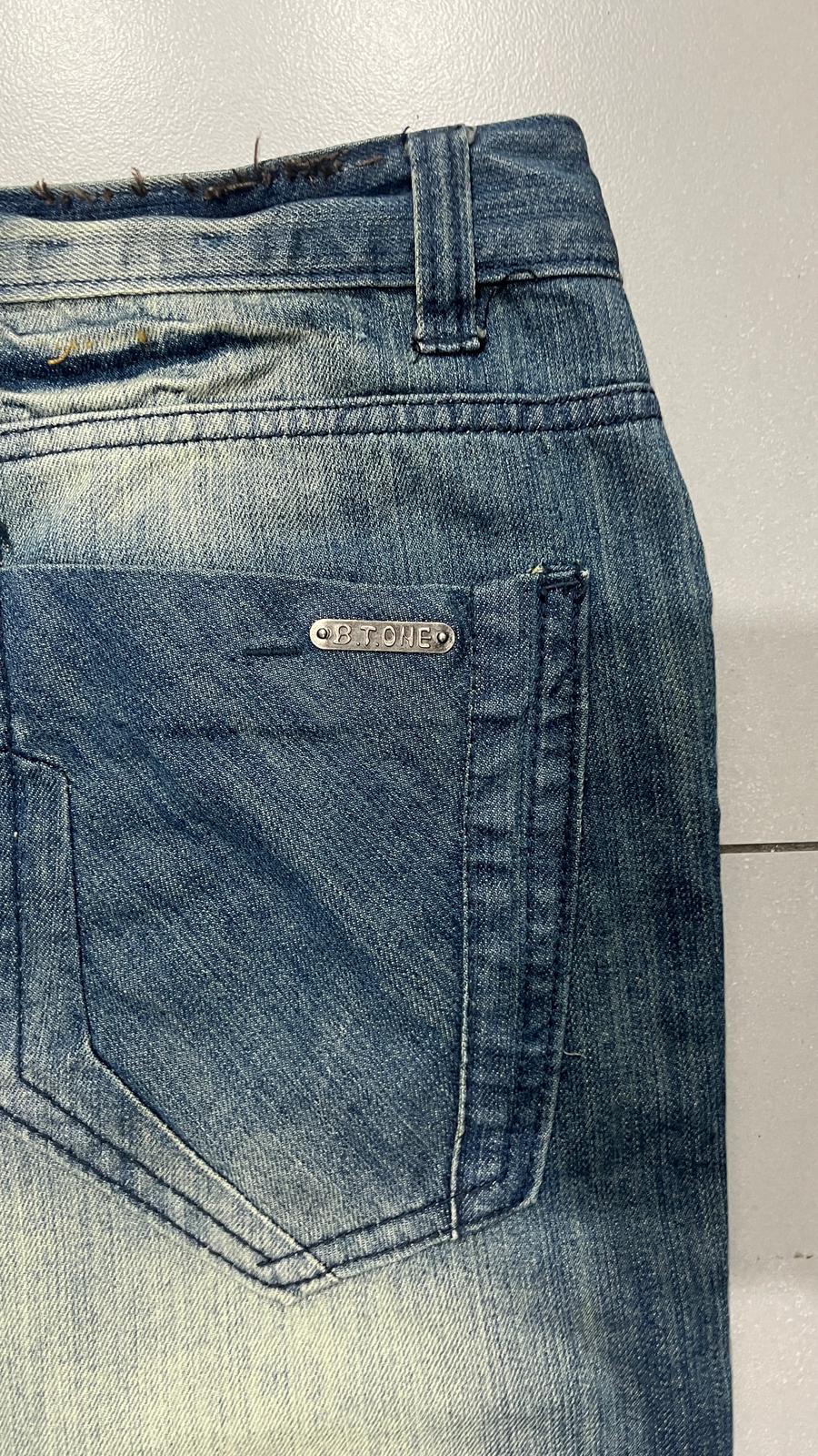 Denim Jeans Stone Wash Straight Fit (L)