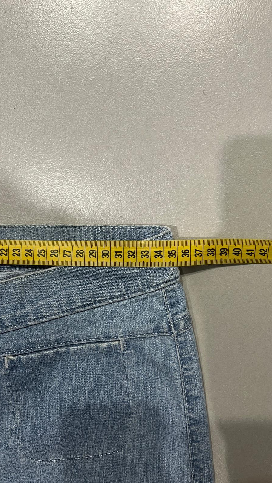 Denim Jeans Wrangler BootCut Fit - Jeans Svasati (XS)