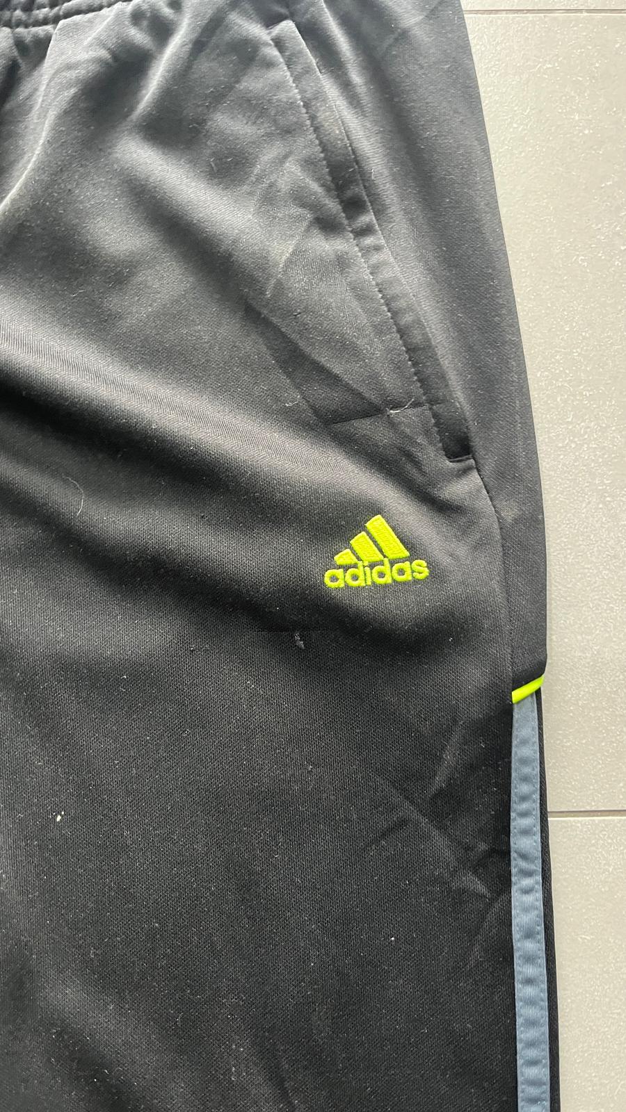Pantatuta Adidas Baggy Fit - TrackPants Particular Vintage (L)