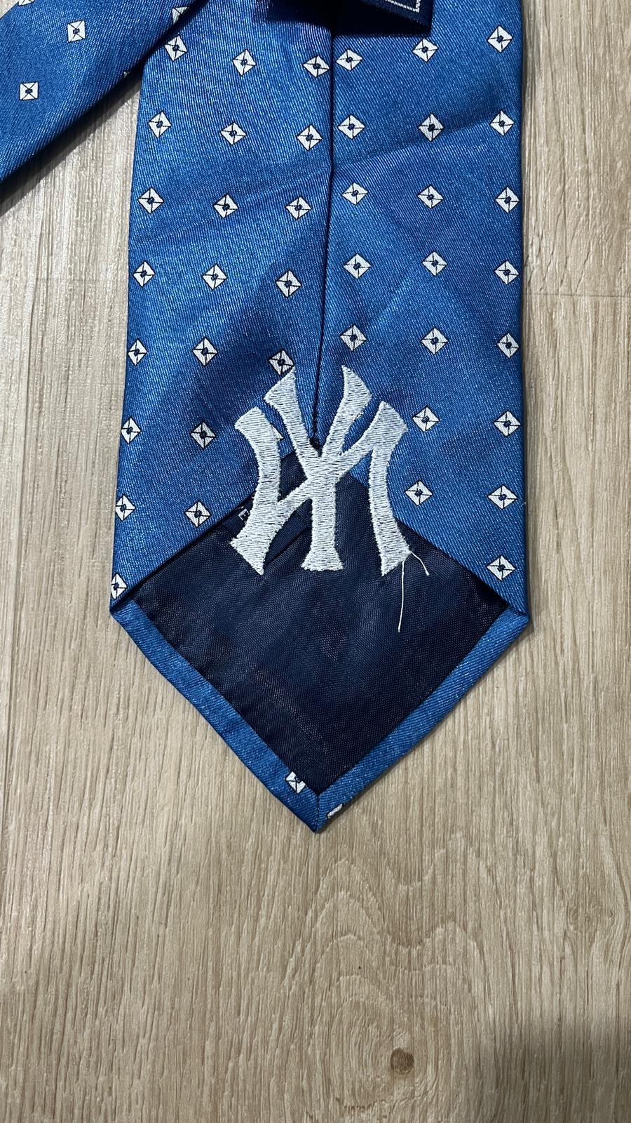 Cravatta New York Yankees Custom con Logo Ricamato NY