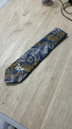 Cravatta Dior Custom con Logo Ricamato