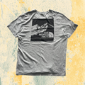 T-Shirt The North Face Grigia con Stampa (L)