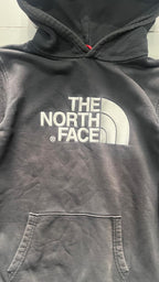 Felpa The North Face Nera Ricamata (XL bambino veste una M uomo)
