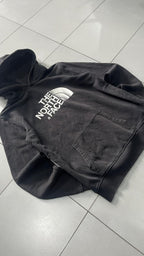 Felpa The North Face Nera Ricamata (XL bambino veste una M uomo)