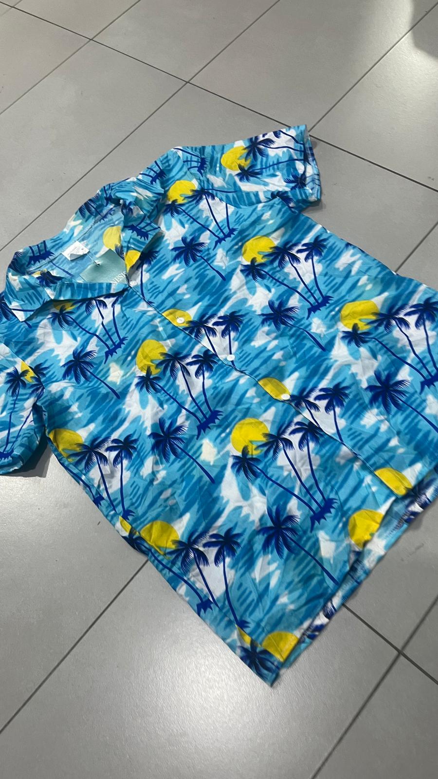 Camicia Hawaiana a Mezze Maniche (M)