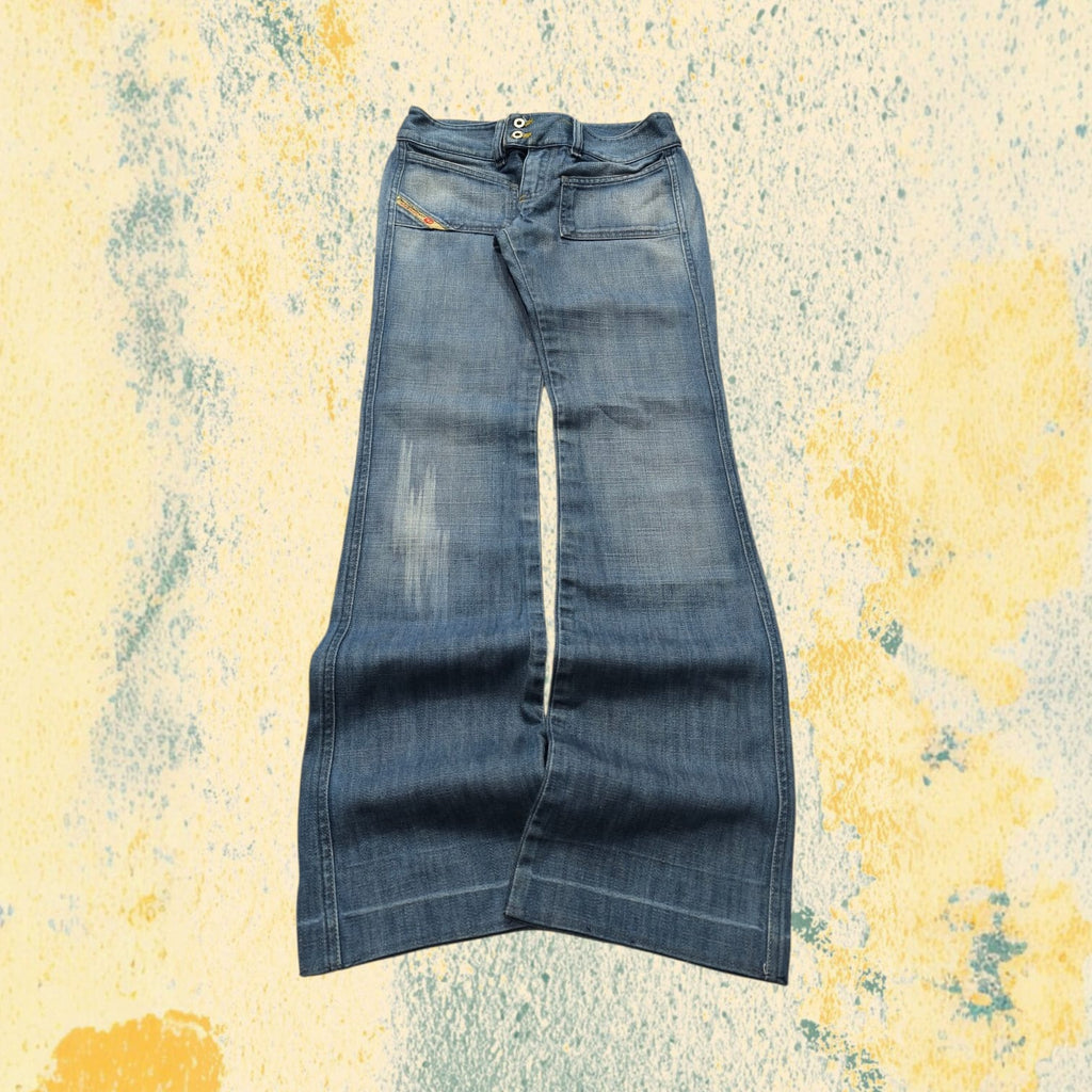 Denim Diesel Light Blue Wash Bootcut Flared Fit Rare Low Waist Jeans (XS)