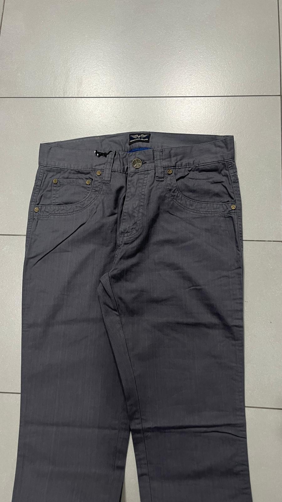 Gray Pants Straight Fit - Pantalone in Tessuto Leggero (M)