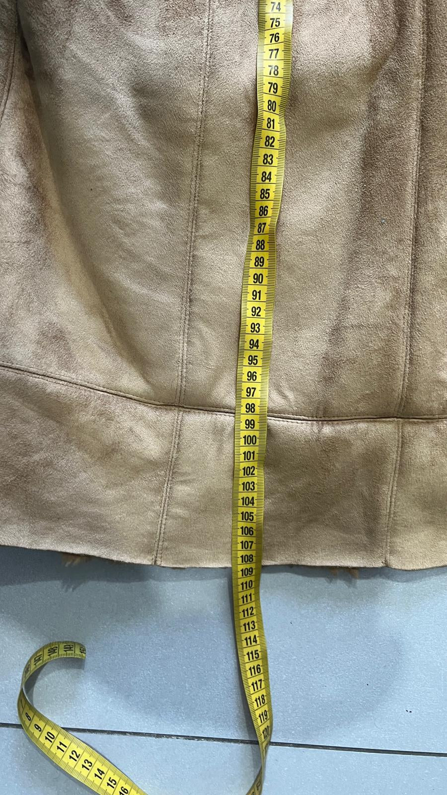 Cappotto lungo effetto montone Effetto suede Camel Beige Vintage Y2K (S) — foto 7