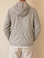Giacca leggera con cappuccio Columbia tortora chiaro zip Vintage Y2K (S) - indossata retro