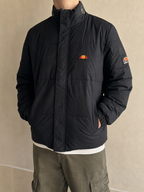 Giacca Giubbino Bomber Ellesse Logo Vintage Y2K (S) - indossata fronte