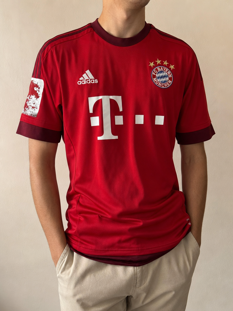 Maglia Bayern Monaco, vista frontale indossata