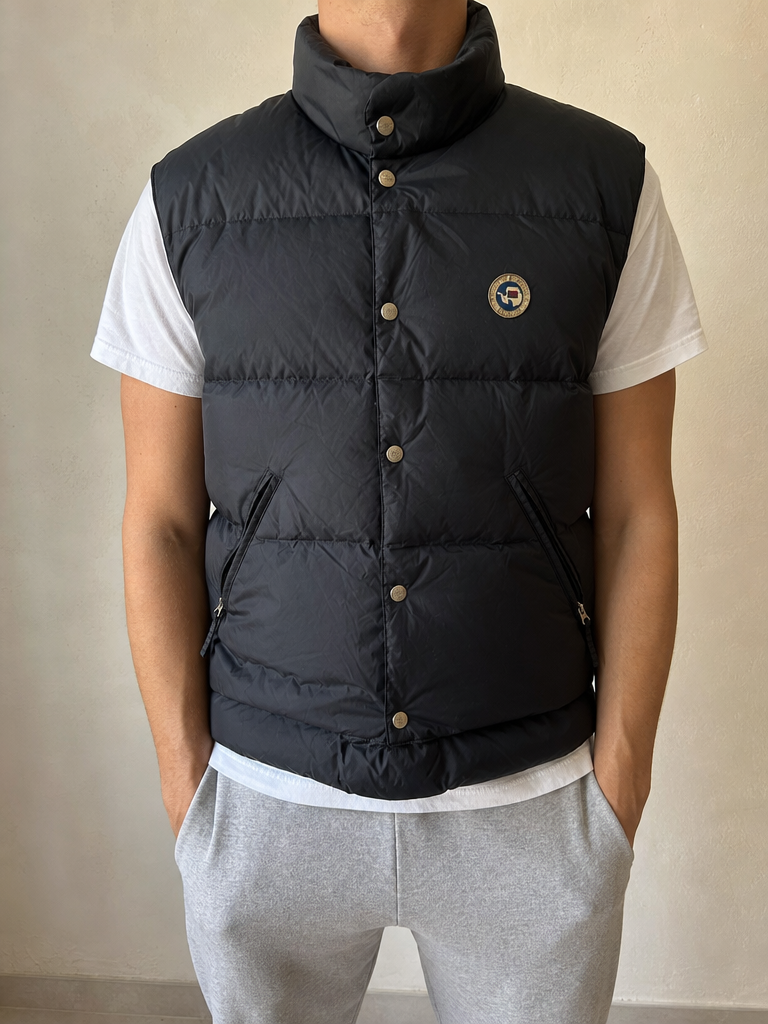 Giacca Giubbino Smanicato Napapijri Nero Printed Vintage Y2K Uomo (XL) - indossata fronte