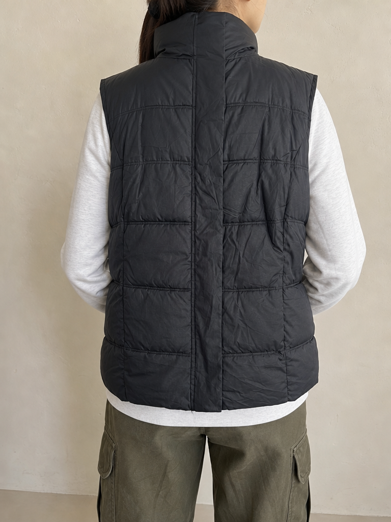 Giacca Giubbino Bomber Smanicato Gap Vintage Y2K (M) - indossata retro
