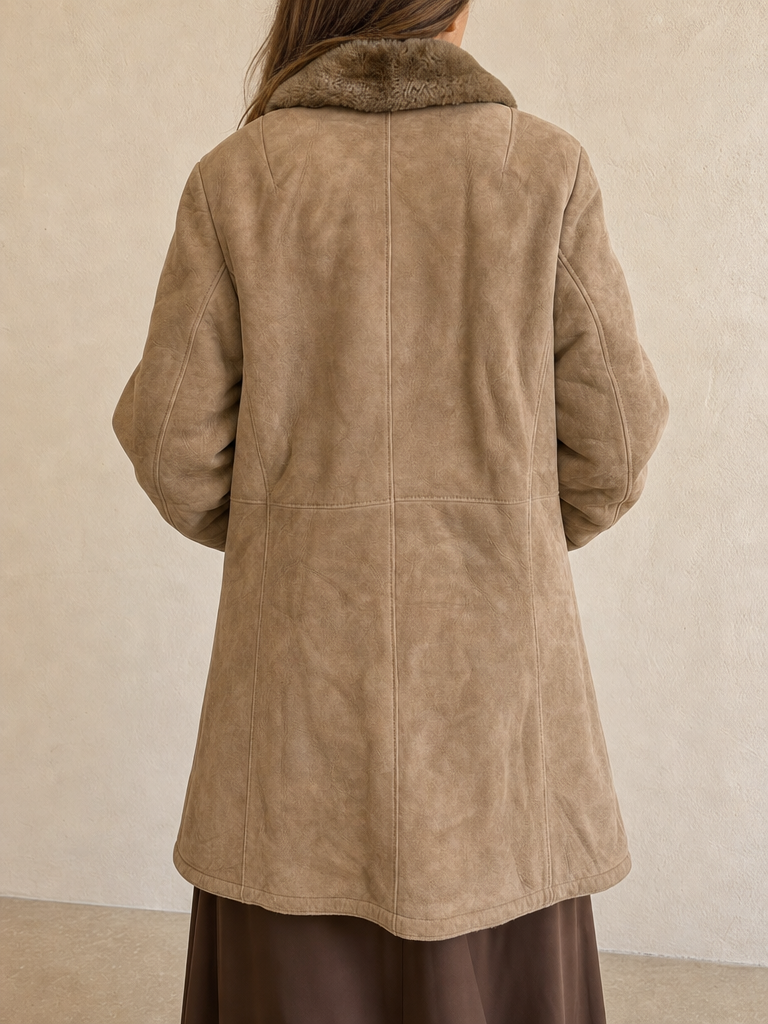 Giacca Montone in Vera Pelle di Renna Beige Lungo con Pelliccia Vintage Y2K Donna (L) - indossata retro