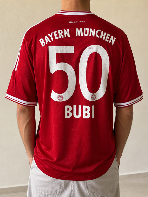 Adidas T-Shirt Bayern Monaco "Bubi 50" Football 90s 2000s American Style Vintage Y2K Uomo (XXL) — vista posteriore indossata