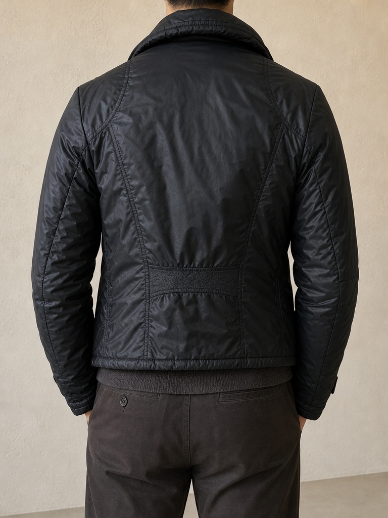 Mabraham (Friends & Lovers) Giacca corta con chiusura frontale a zip Giacca corta Vintage Y2K - indossata retro