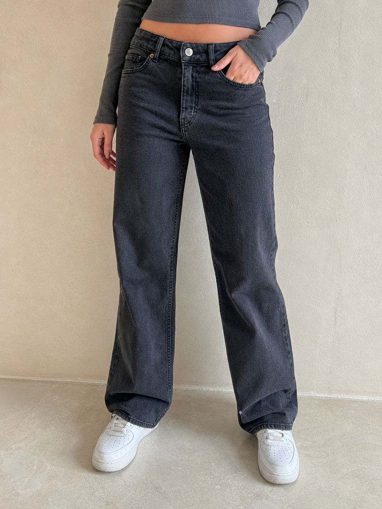 Denim Jeans BootCut H&M Simple Black / Grey Vintage Y2K Donna (XS) - indossata fronte