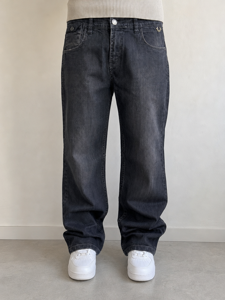 Jeans Denim Denim True Religion Straight Fit Washed Vintage Y2K Uomo (XL) — foto frontale indossata